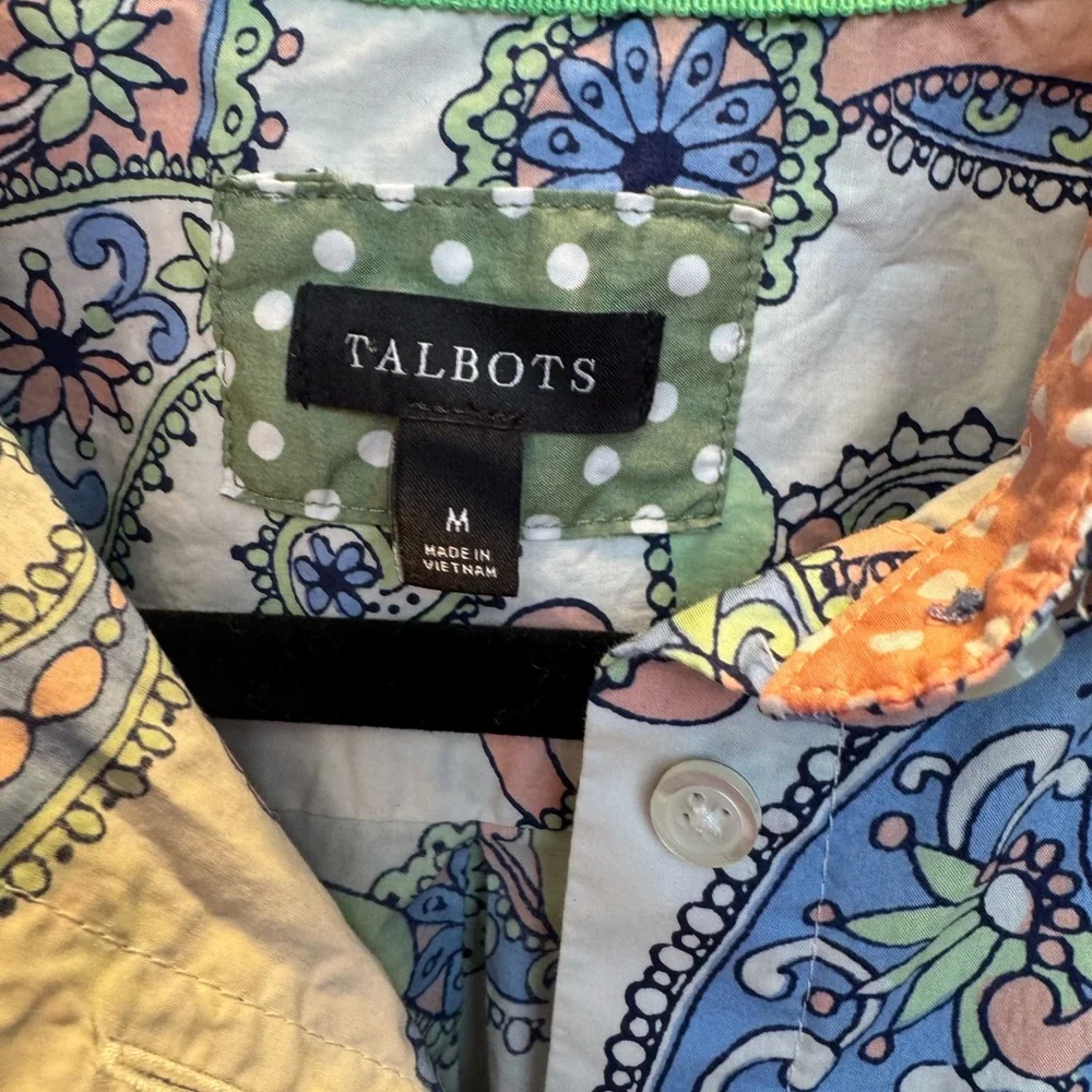 ** Sold ** Talbots women’s cotton  Multicolor Paisley button front shirt size M - Picture 5 of 6